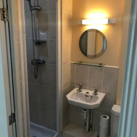 Apartment 12 Cambridge Square
