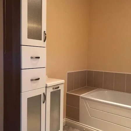12 Cambridge Square Apartment